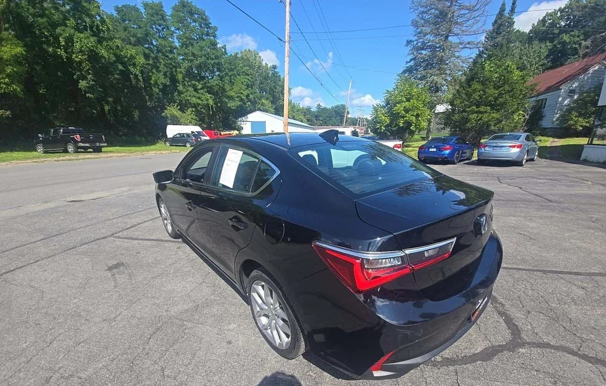 2020 ACURA ILX Base 3
