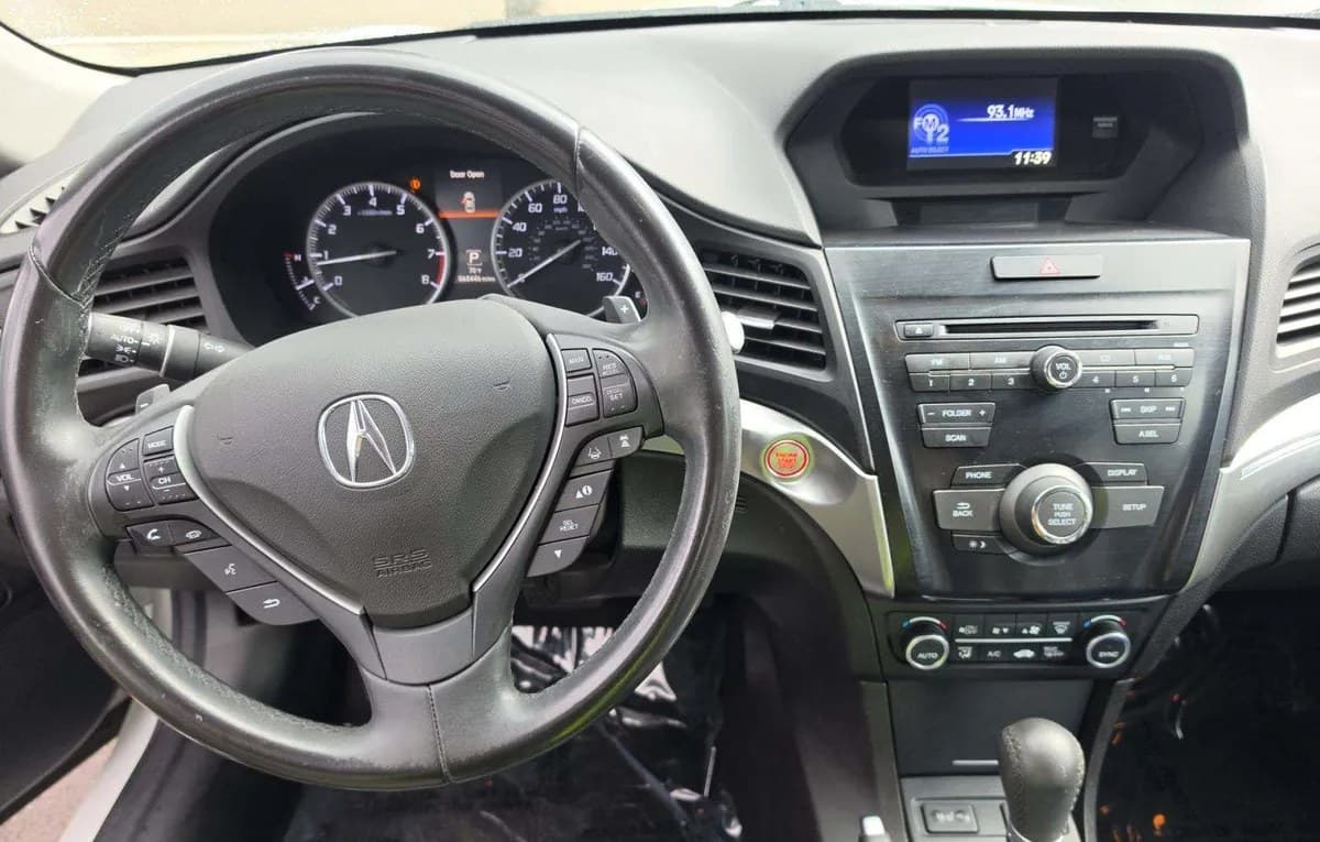 2019 ACURA ILX Base 7
