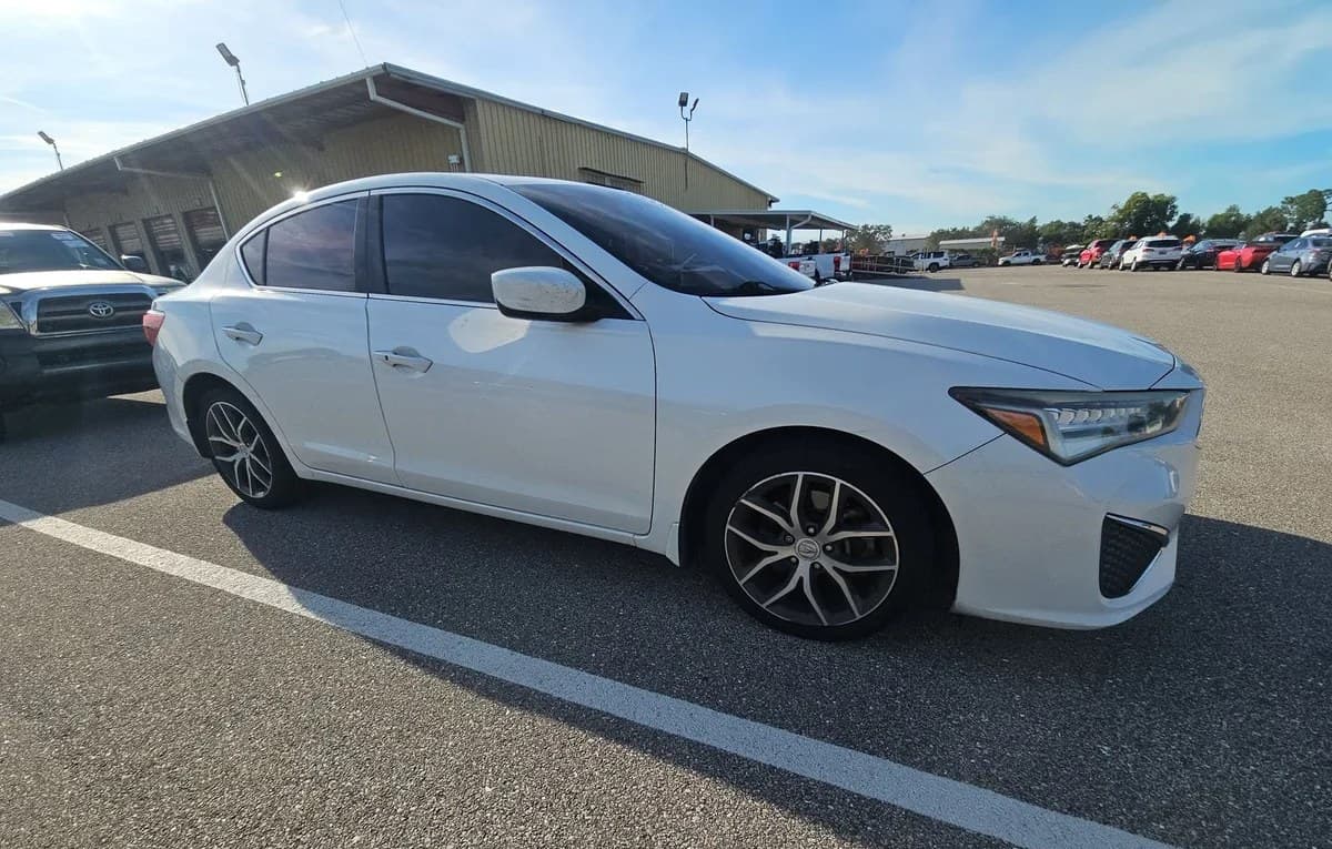 2019 ACURA ILX W/TECHNOLOGY Package 3