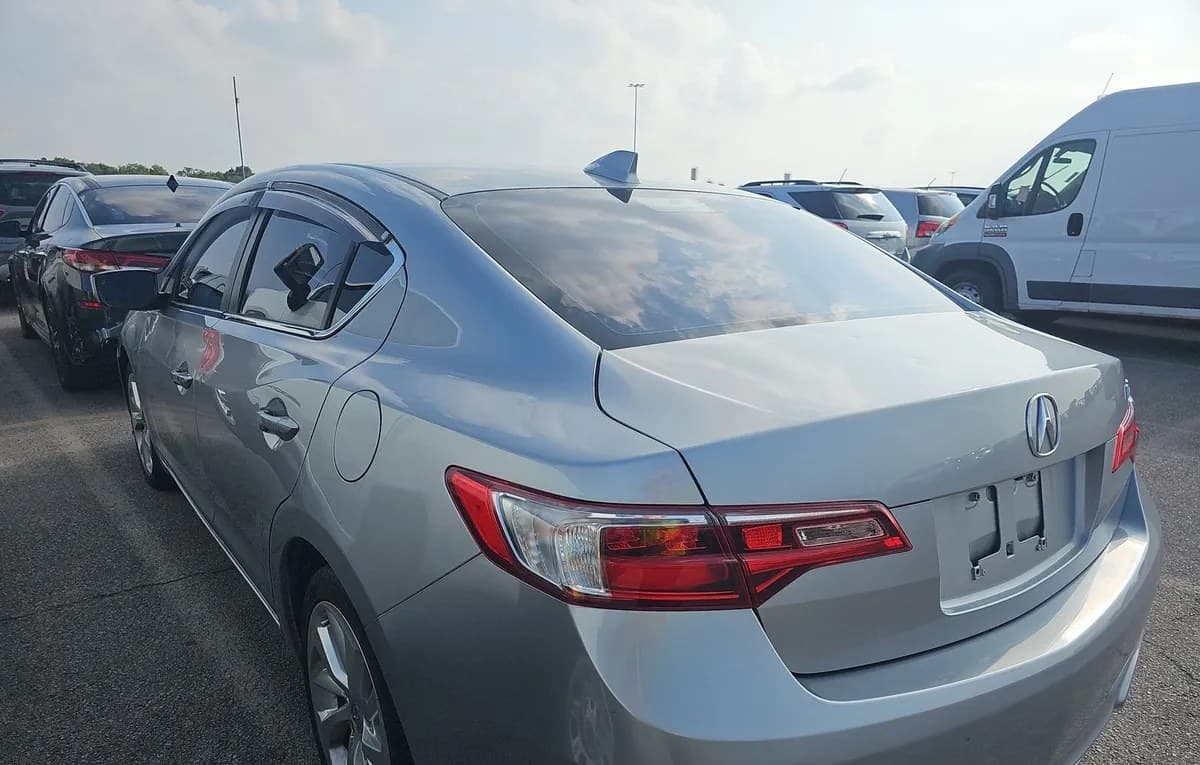 2018 ACURA ILX Base 4