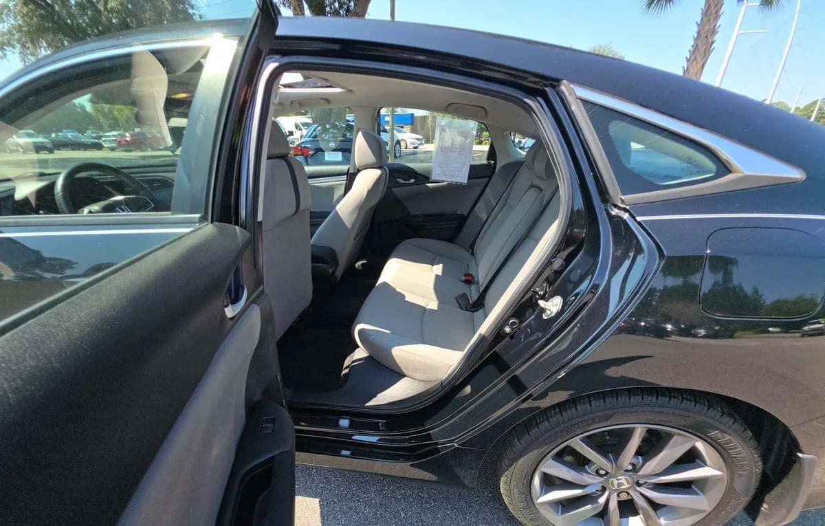 2019 HONDA CIVIC EX 7