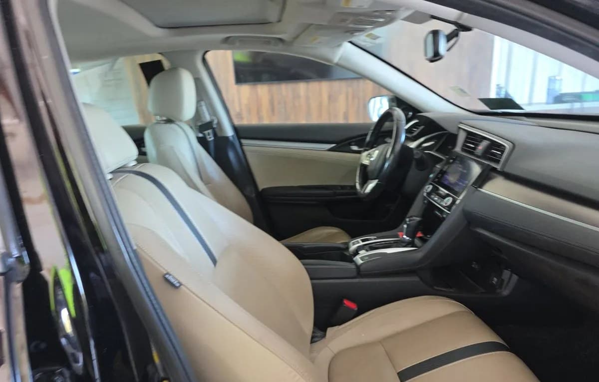 2018 HONDA CIVIC EX-L 5