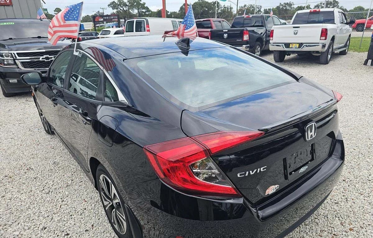 2017 HONDA CIVIC EX-L 3