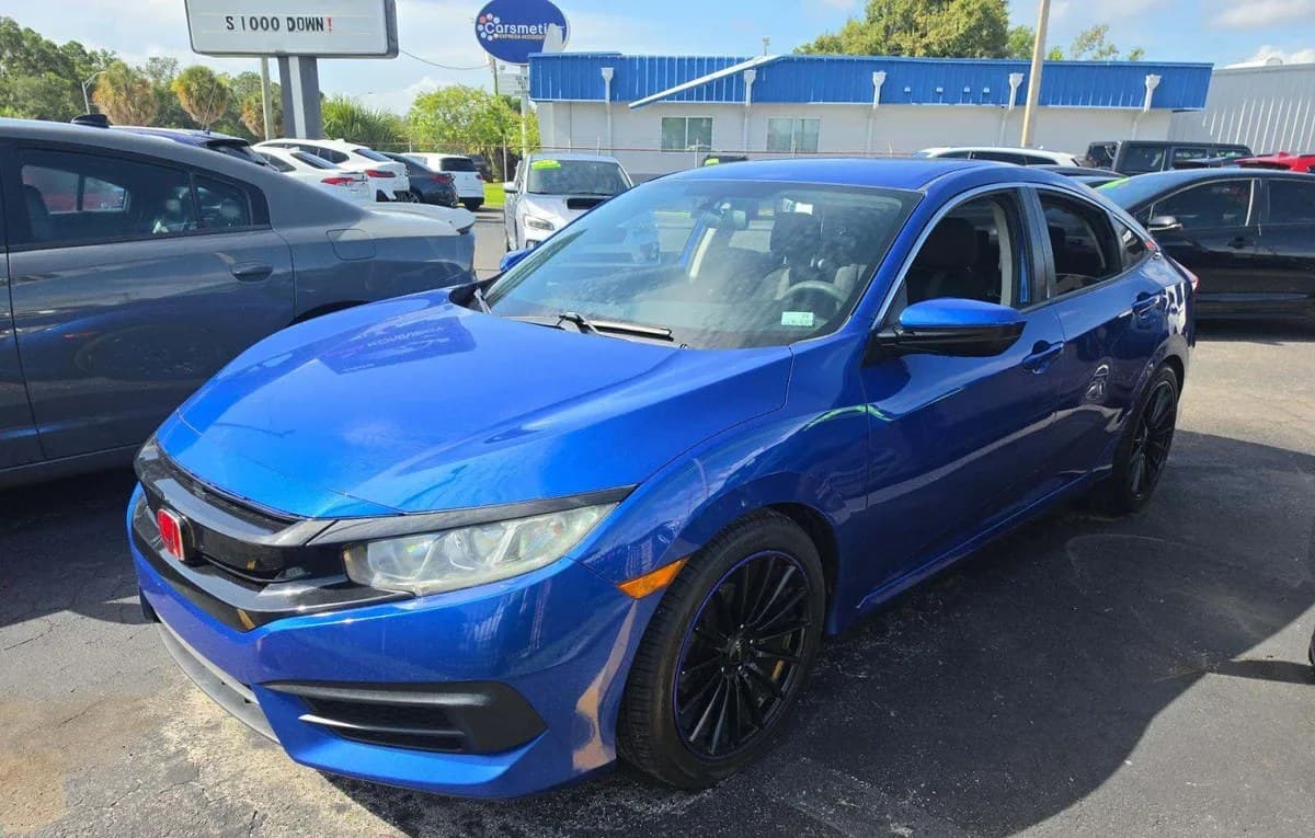 2017 HONDA CIVIC LX 2