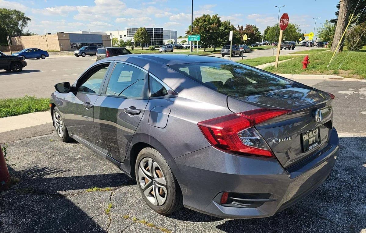2017 HONDA CIVIC LX 3