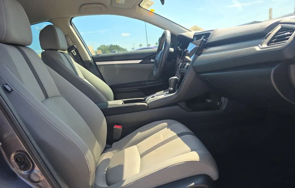 2019 HONDA CIVIC LX 5