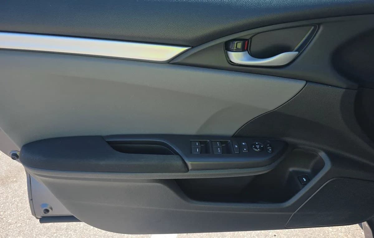 2019 HONDA CIVIC LX 6