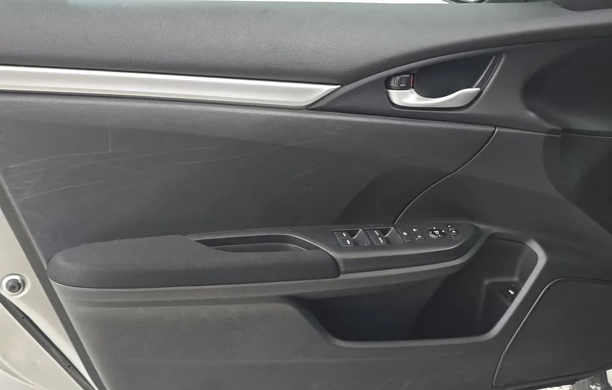 2019 HONDA CIVIC LX 6