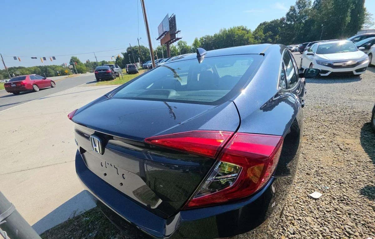 2017 HONDA CIVIC SEDAN EX 4