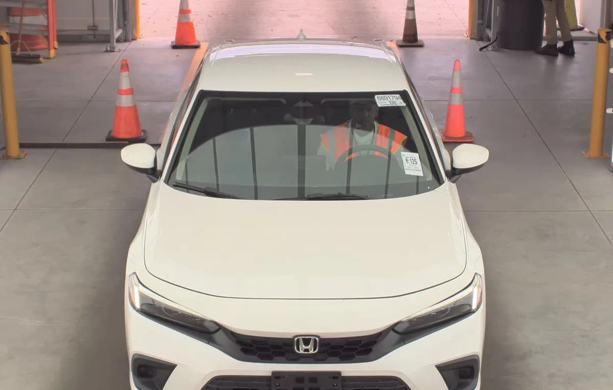 2023 HONDA CIVIC LX 3