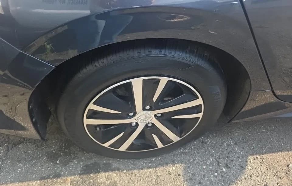 2023 HONDA CIVIC LX 7