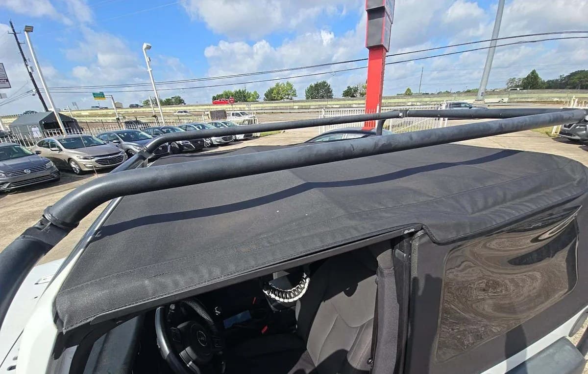 2017 JEEP WRANGLER Sport 5