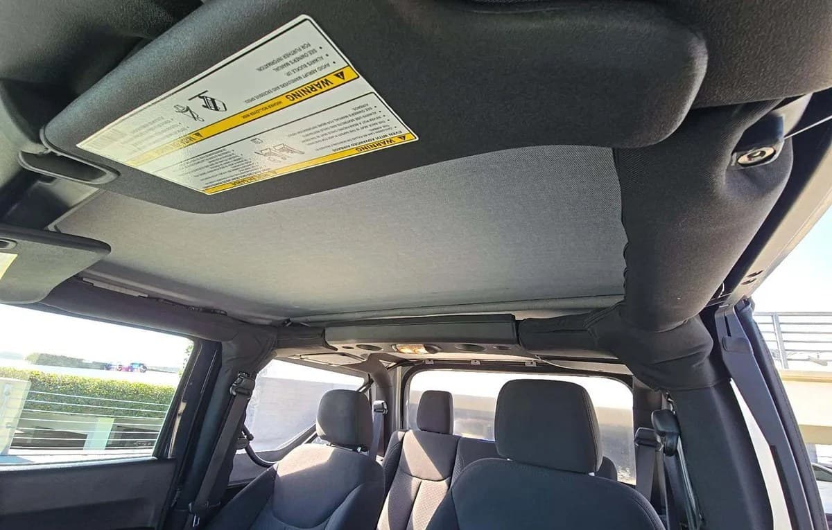 2017 JEEP WRANGLER Sport 5