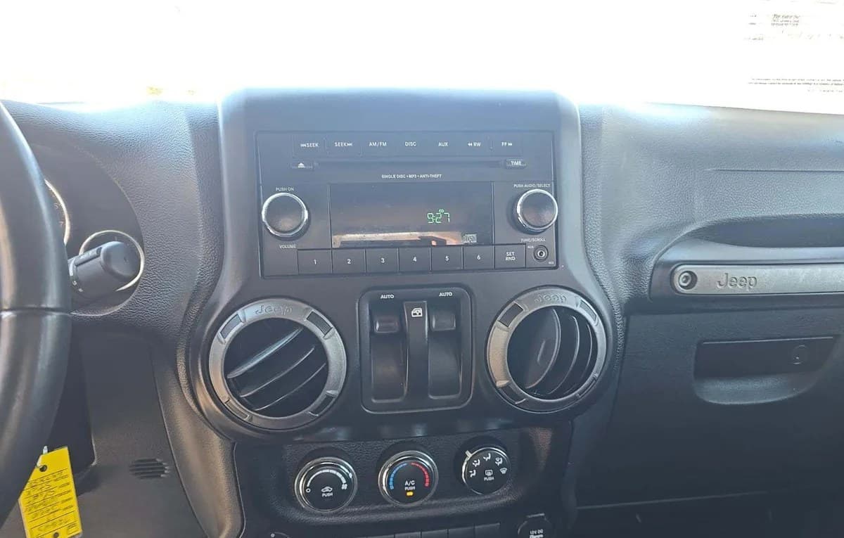 2017 JEEP WRANGLER SPORT 7