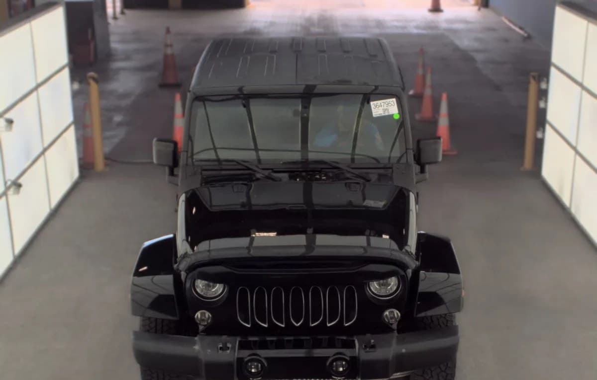 2017 JEEP WRANGLER Sahara 3