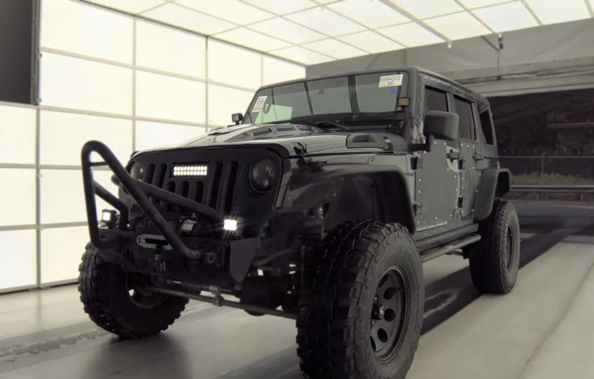 2017 JEEP WRANGLER UNLIMITED Sport 2