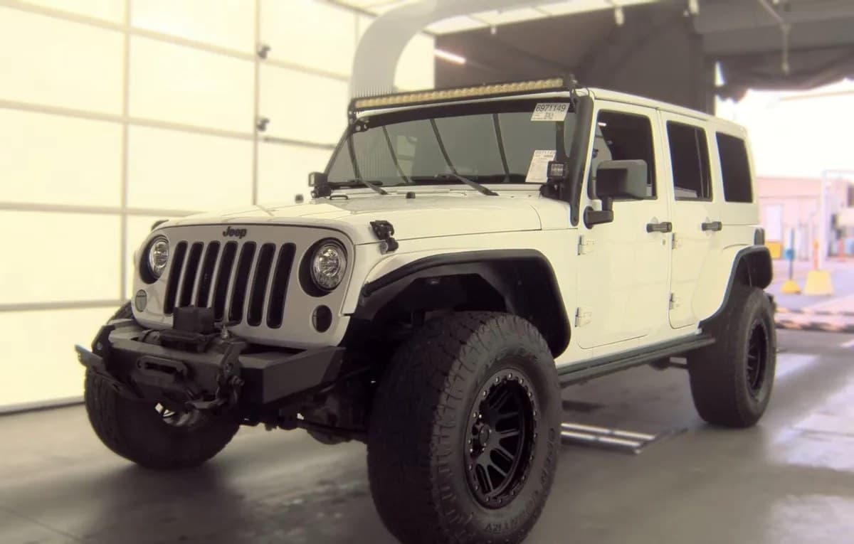 2017 JEEP WRANGLER UNLIMITED SAHARA WINTER Edition 2