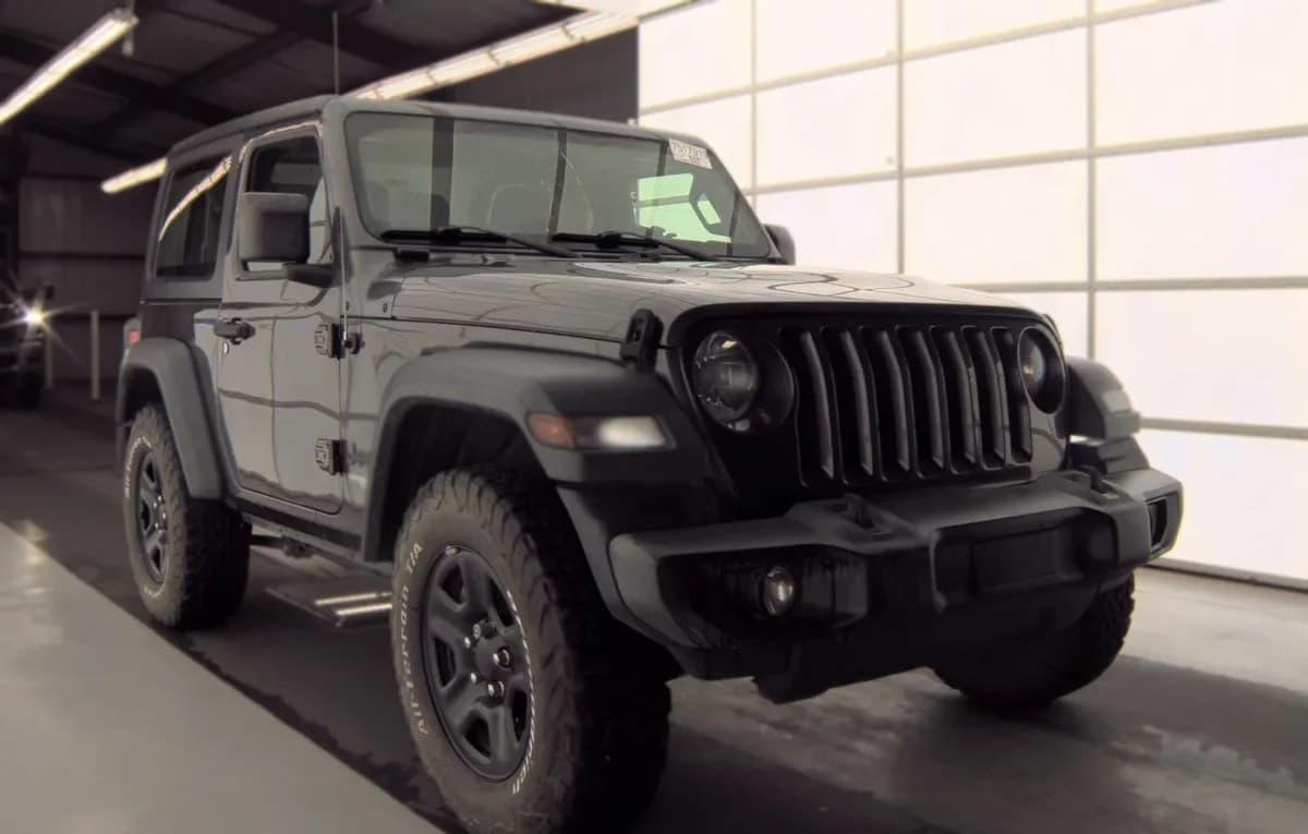 2021 JEEP WRANGLER Sport 4