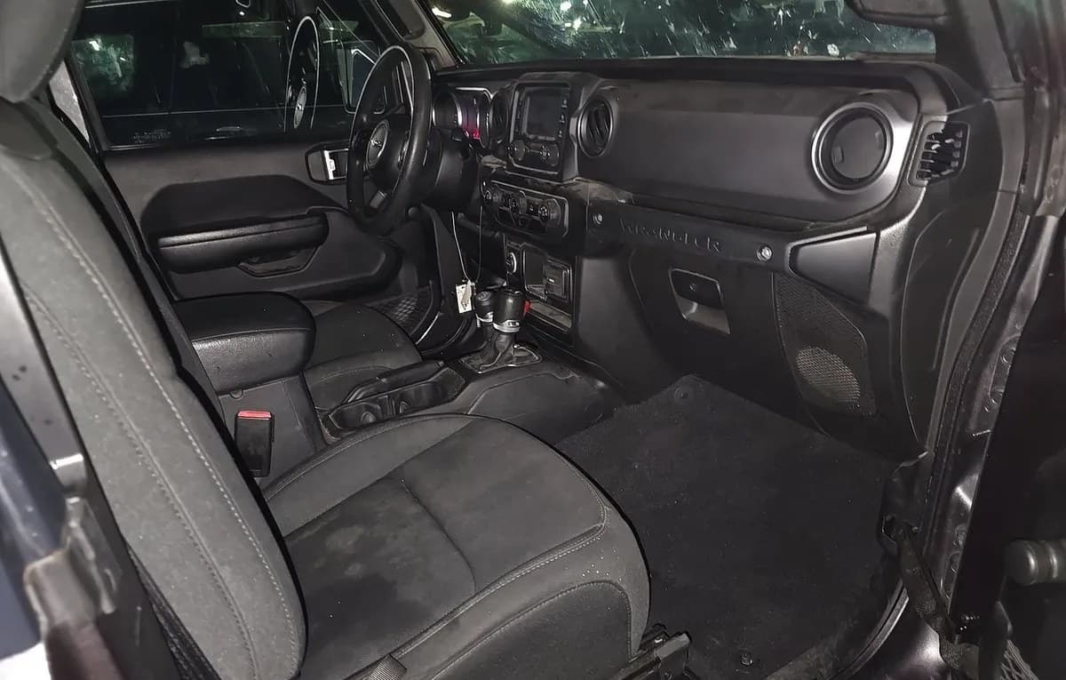 2021 JEEP WRANGLER Sport 5