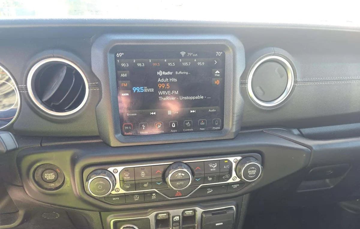 2019 JEEP WRANGLER UNLIMITED Sahara 7