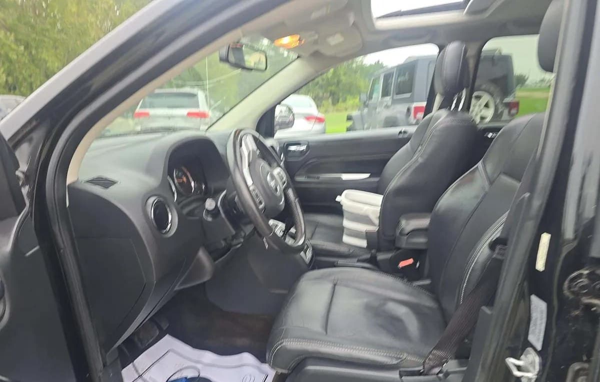 2017 JEEP COMPASS LATITUDE HIGH ALTITUDE Edition 4