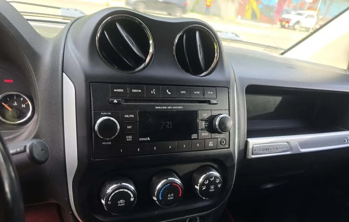 2017 JEEP COMPASS Latitude 5