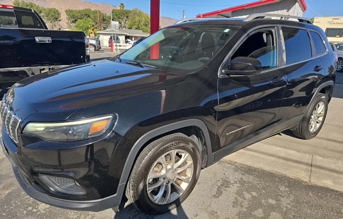 2019 JEEP CHEROKEE Latitude 2