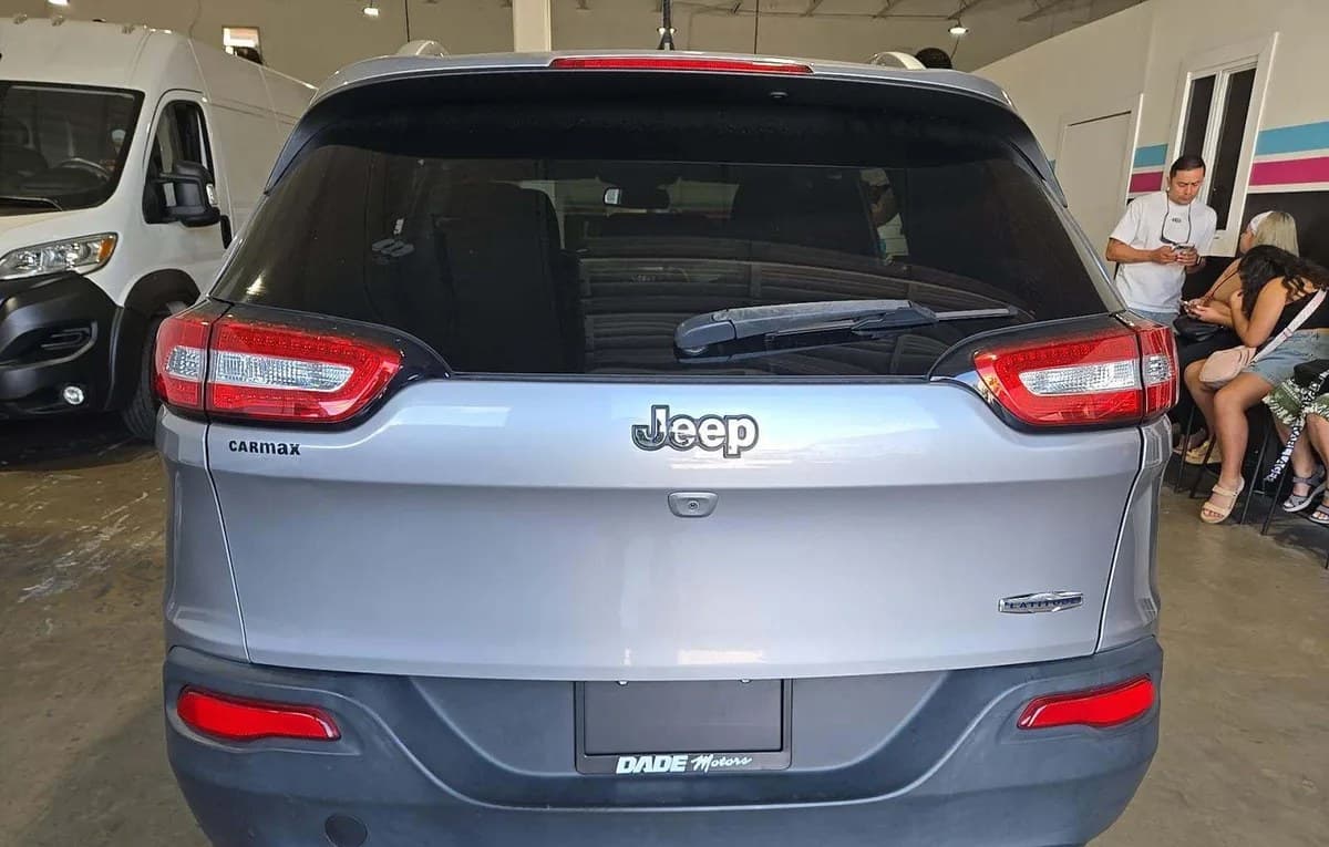 2017 JEEP CHEROKEE Latitude 4