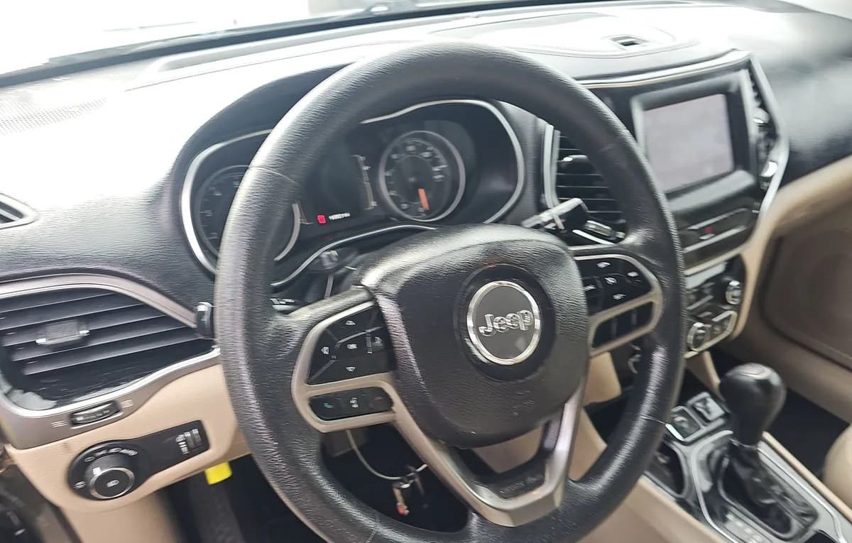 2019 JEEP CHEROKEE LATITUDE 7