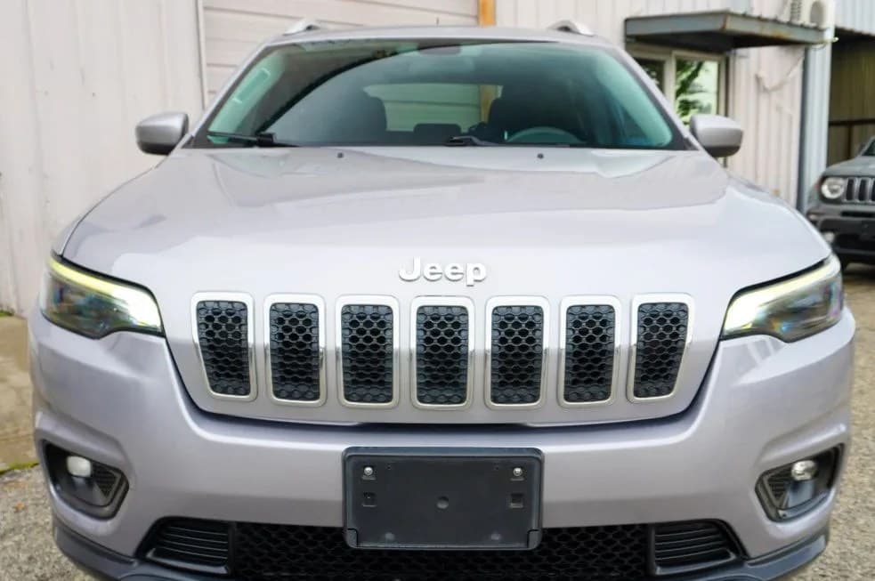 2019 JEEP CHEROKEE Latitude 7