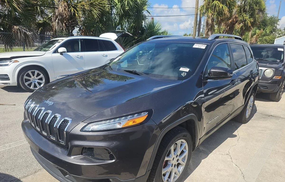 2017 JEEP CHEROKEE Latitude 2