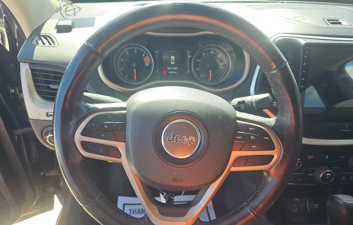 2017 JEEP CHEROKEE Latitude 7