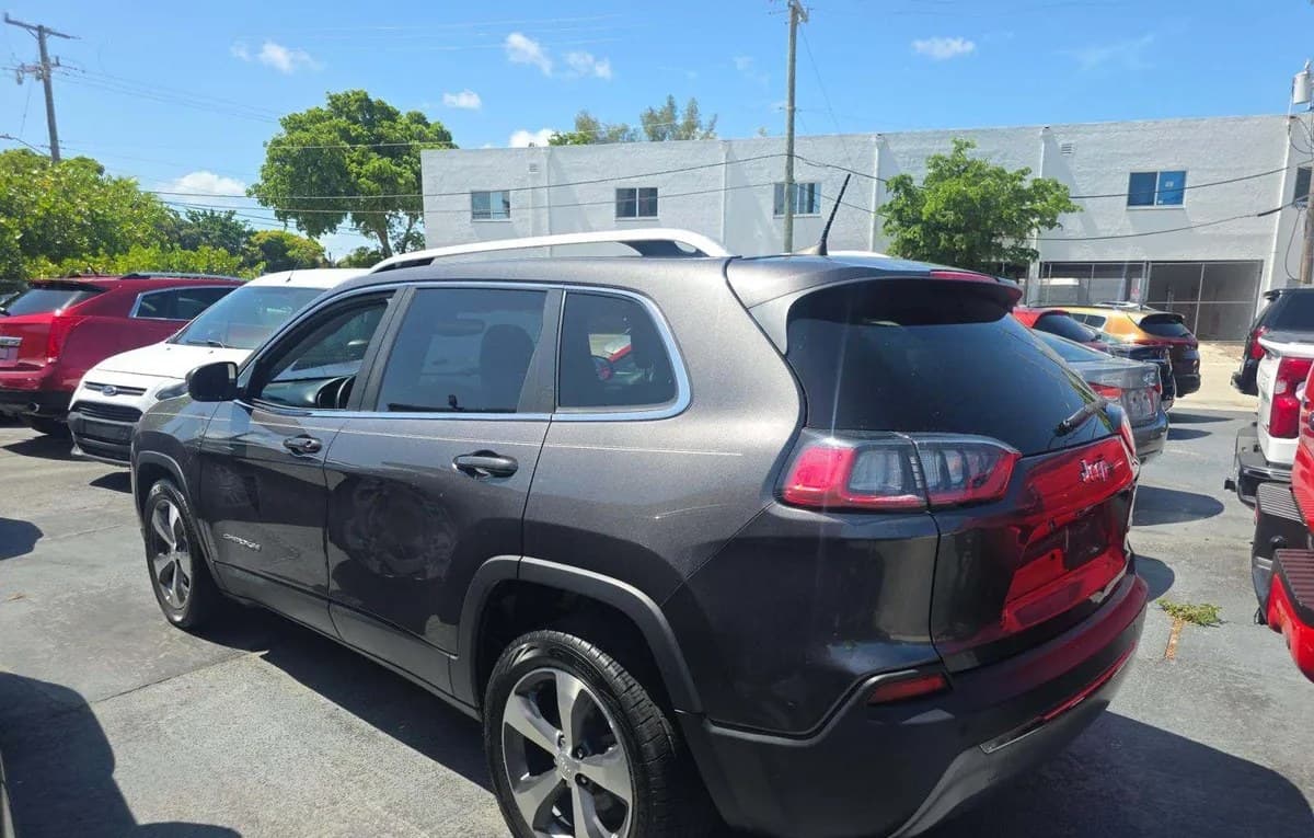 2020 JEEP CHEROKEE LIMITED 3