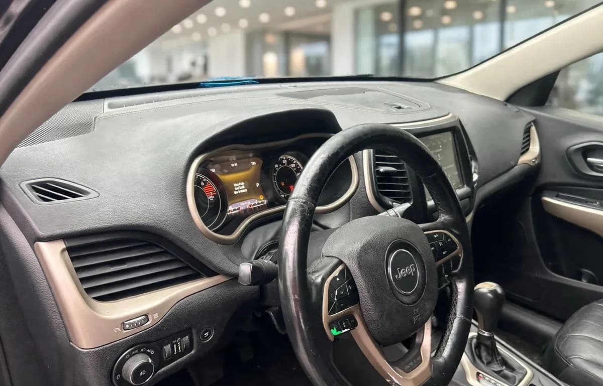2018 JEEP CHEROKEE LIMITED 5