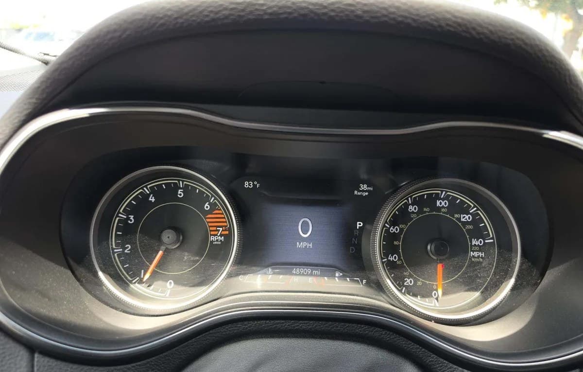 2019 JEEP CHEROKEE LIMITED 6