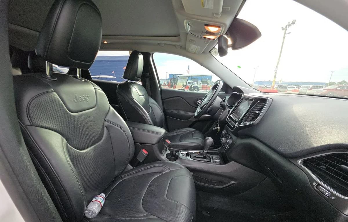 2019 JEEP CHEROKEE Limited 5