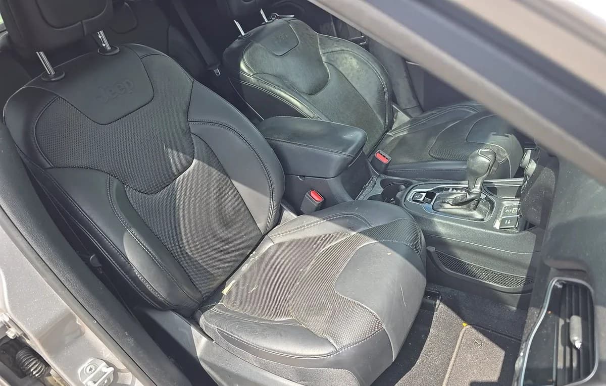 2019 JEEP CHEROKEE Limited 5