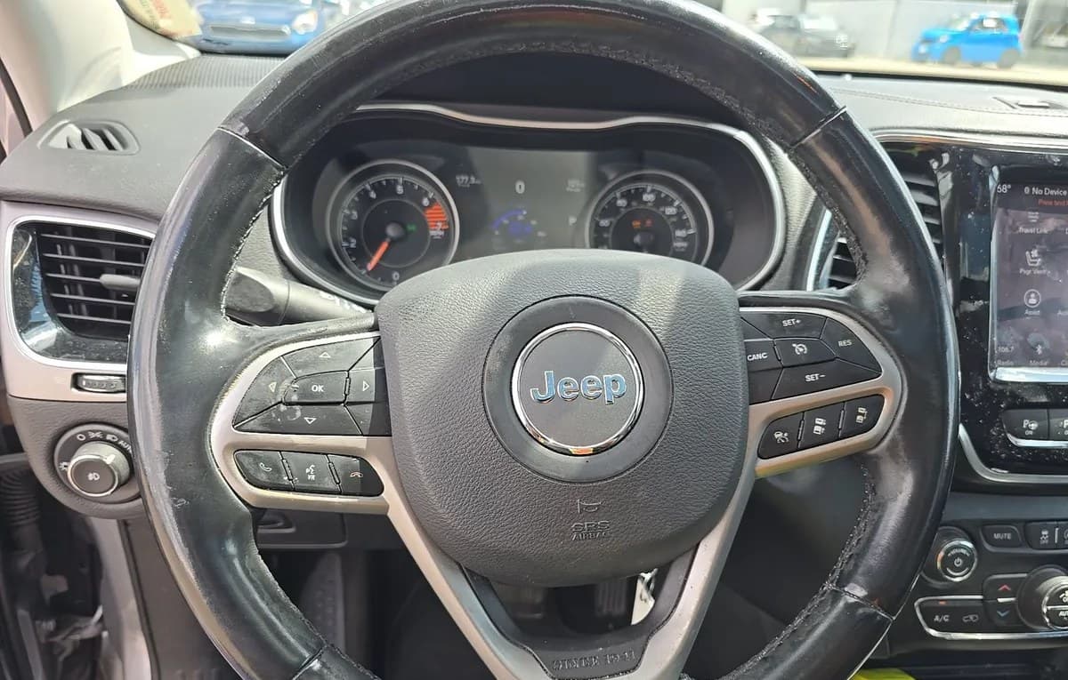 2019 JEEP CHEROKEE Limited 7