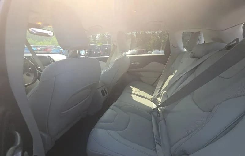 2020 JEEP CHEROKEE Limited 3