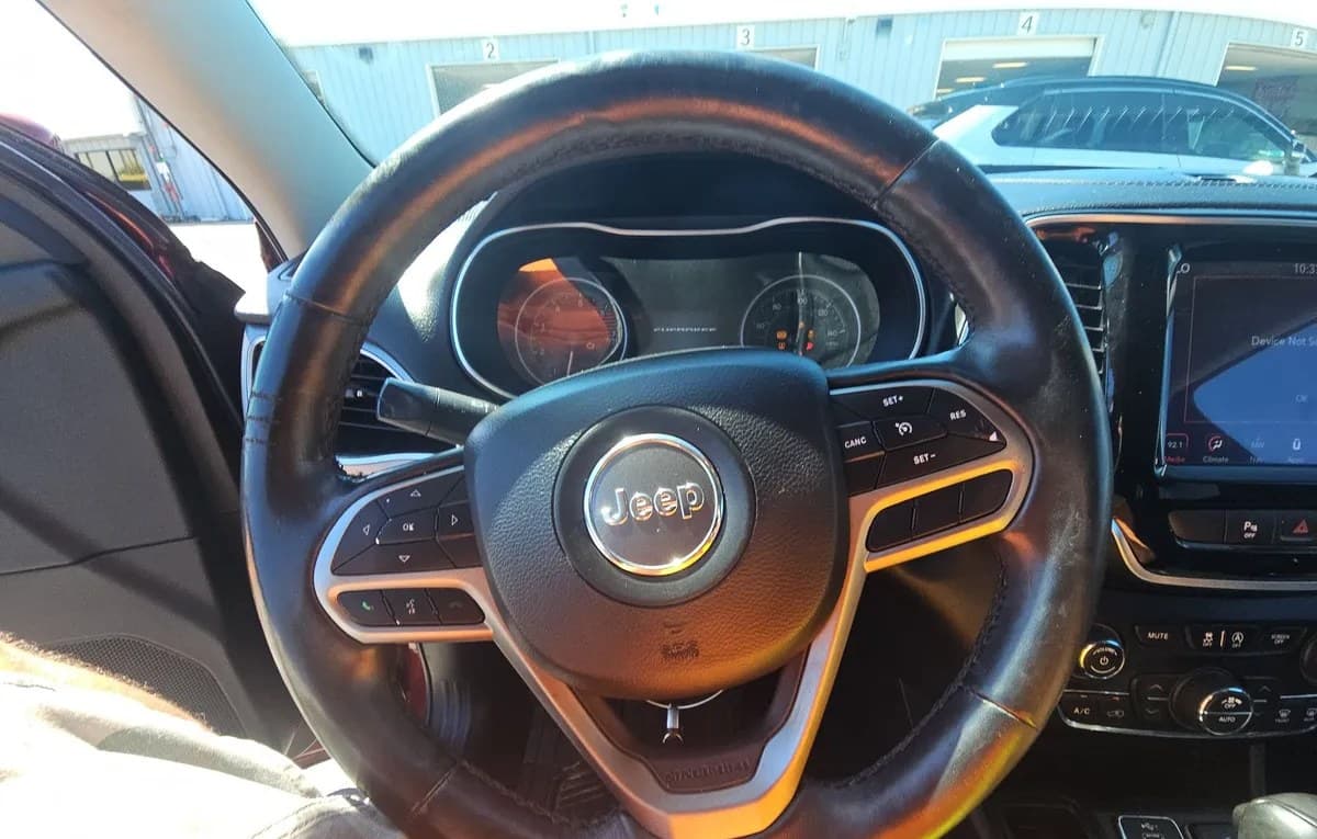 2019 JEEP CHEROKEE Limited 7