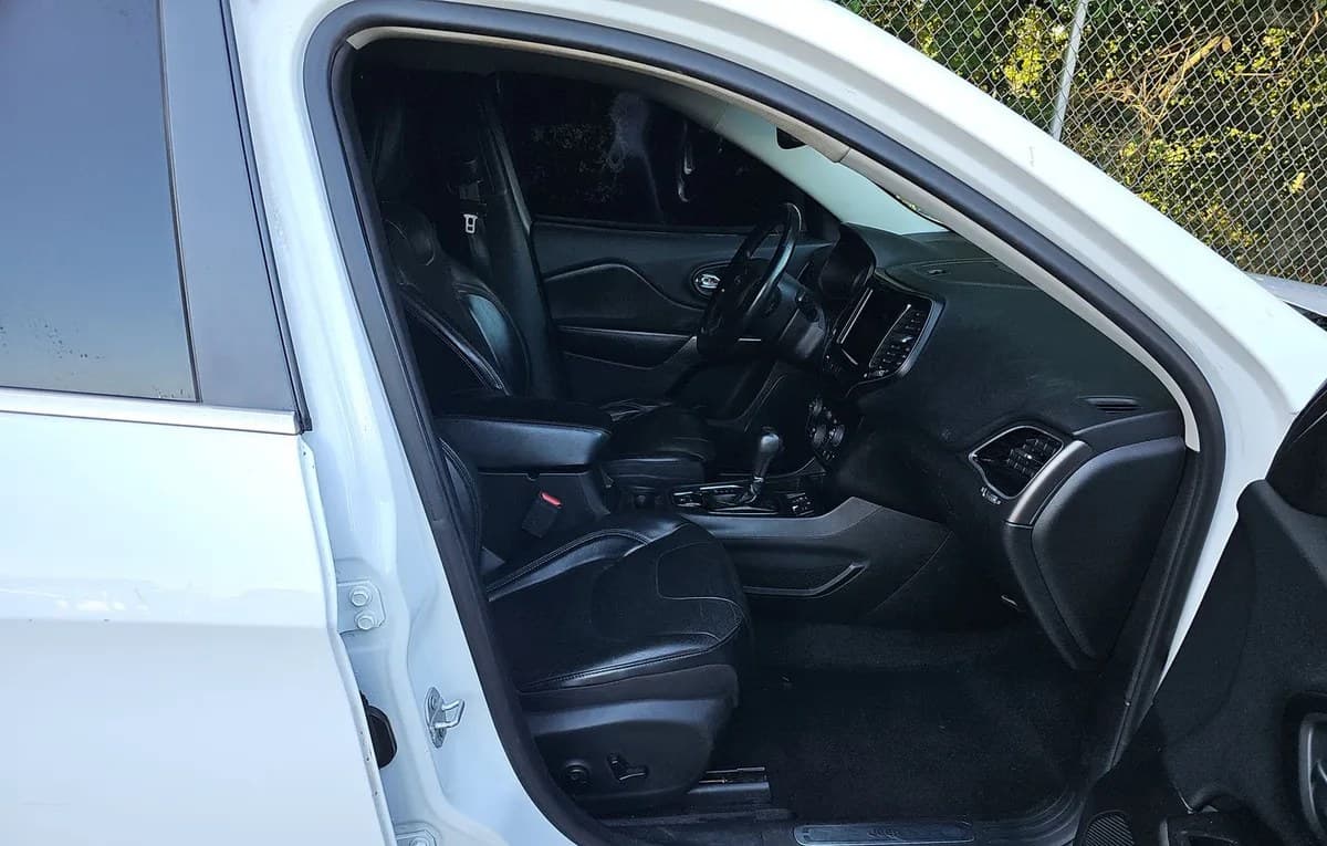 2019 JEEP CHEROKEE Limited 4