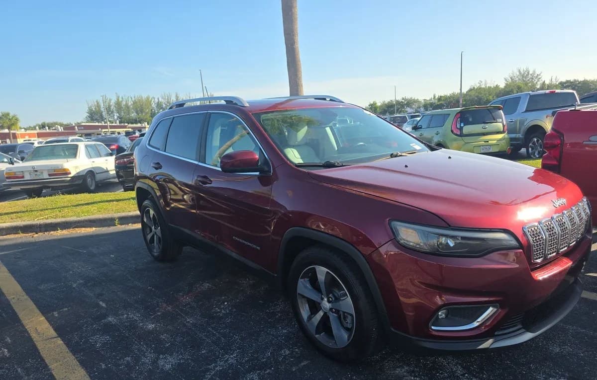 2019 JEEP CHEROKEE LIMITED 4