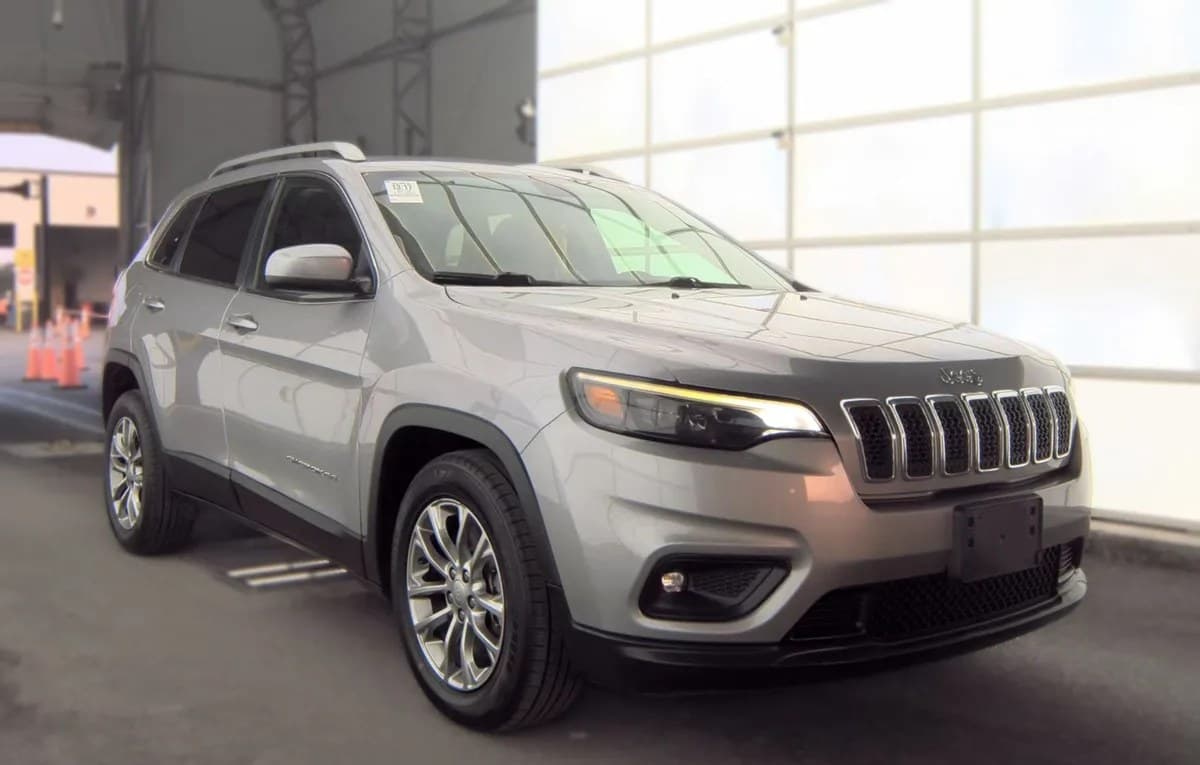 2019 JEEP CHEROKEE LATITUDE PLUS 4