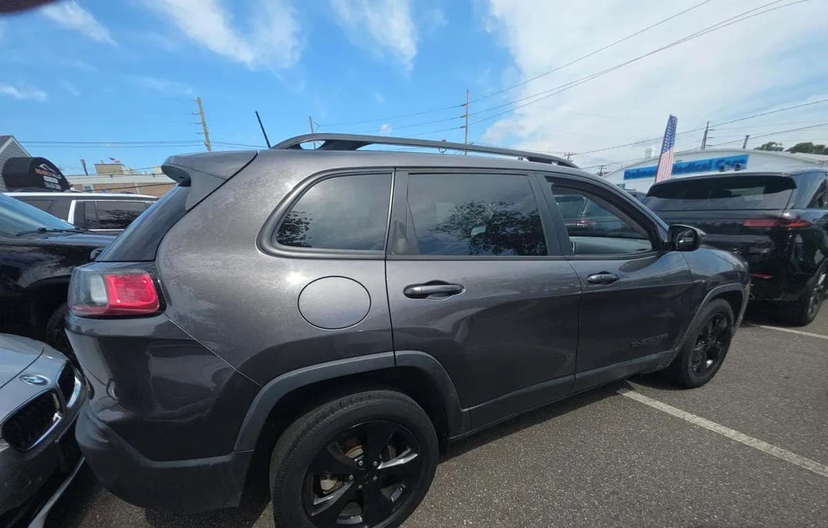 2020 JEEP CHEROKEE LATITUDE ALTITUDE Edition 4