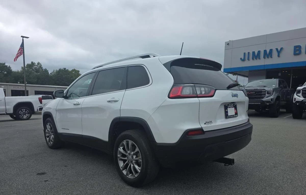 2021 JEEP CHEROKEE LATITUDE Plus 3