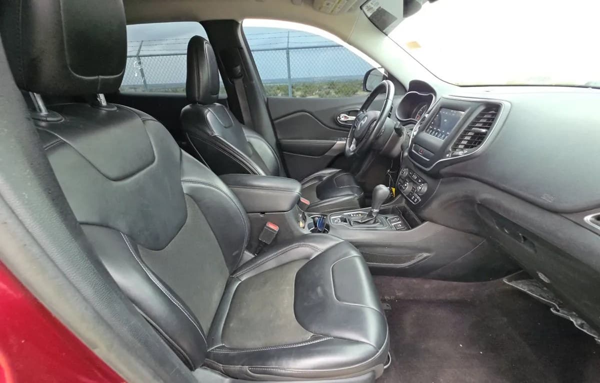 2019 JEEP CHEROKEE LATITUDE Plus 4
