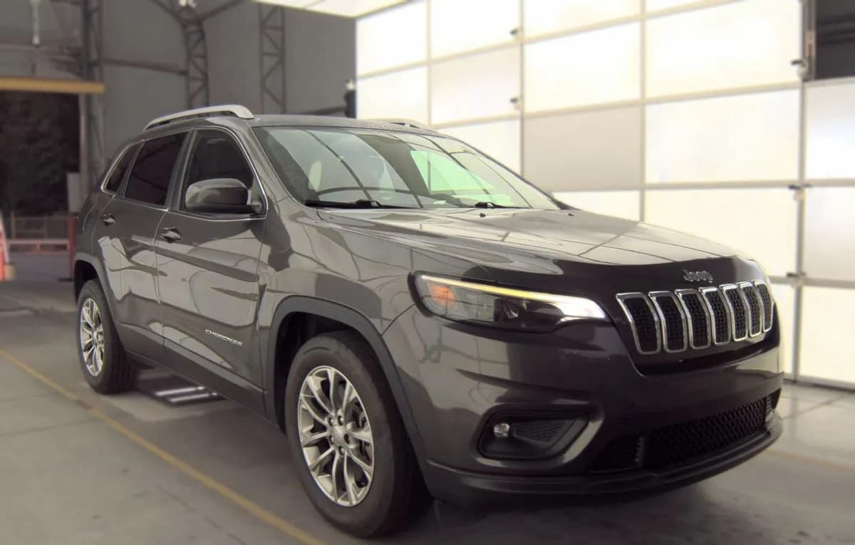 2019 JEEP CHEROKEE LATITUDE PLUS 4