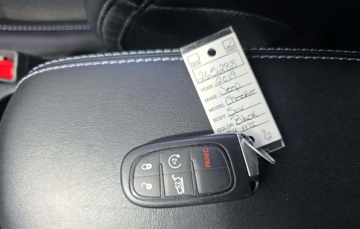 2019 JEEP CHEROKEE LATITUDE Plus 5