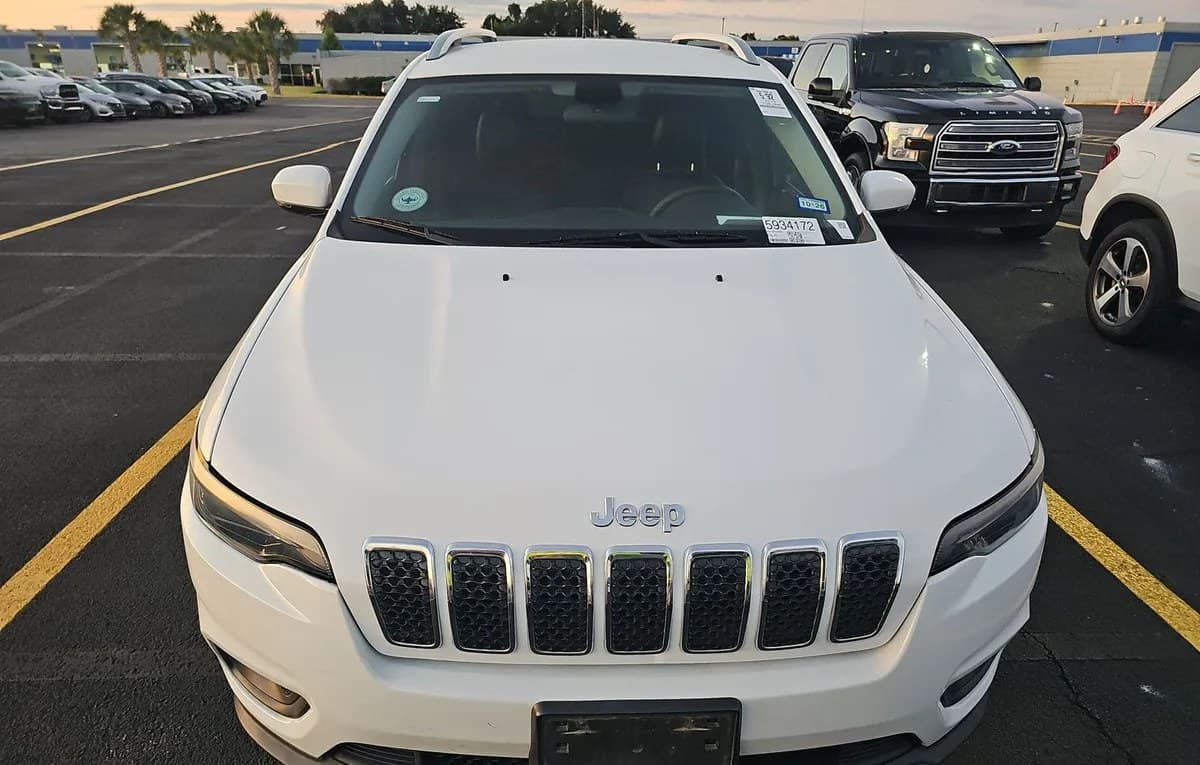 2019 JEEP CHEROKEE LATITUDE Plus 3