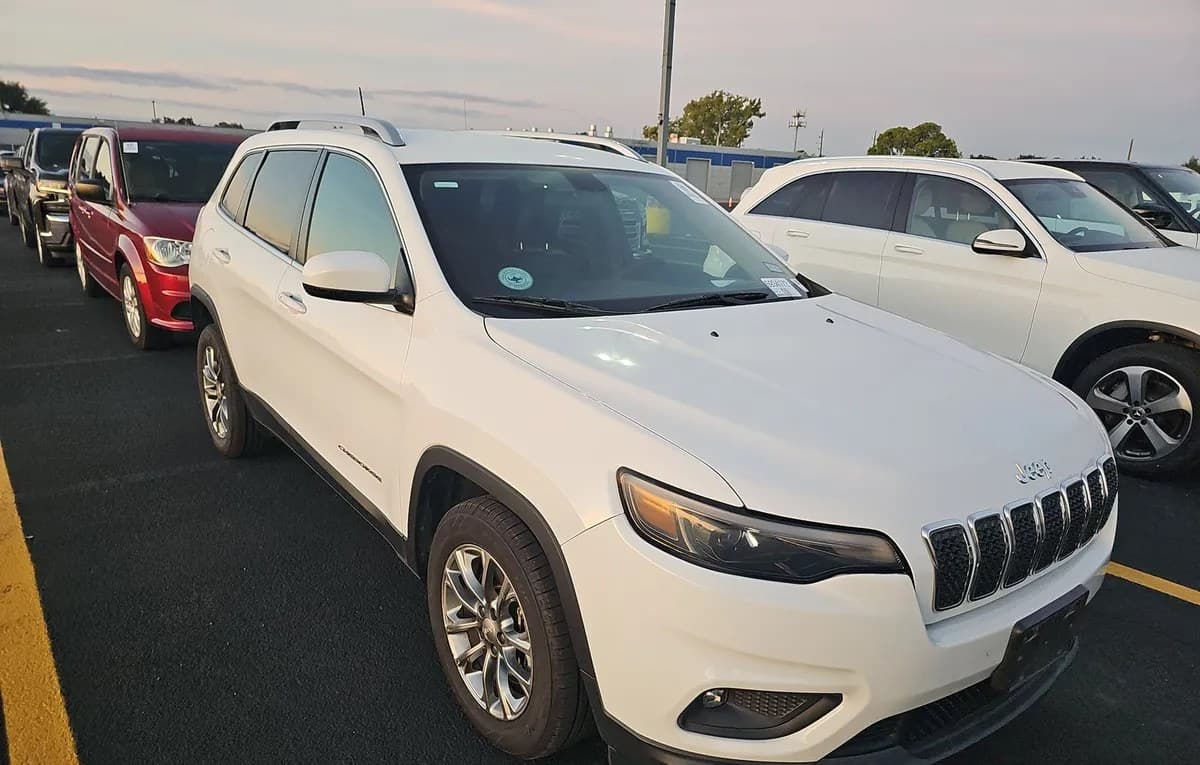 2019 JEEP CHEROKEE LATITUDE Plus 4